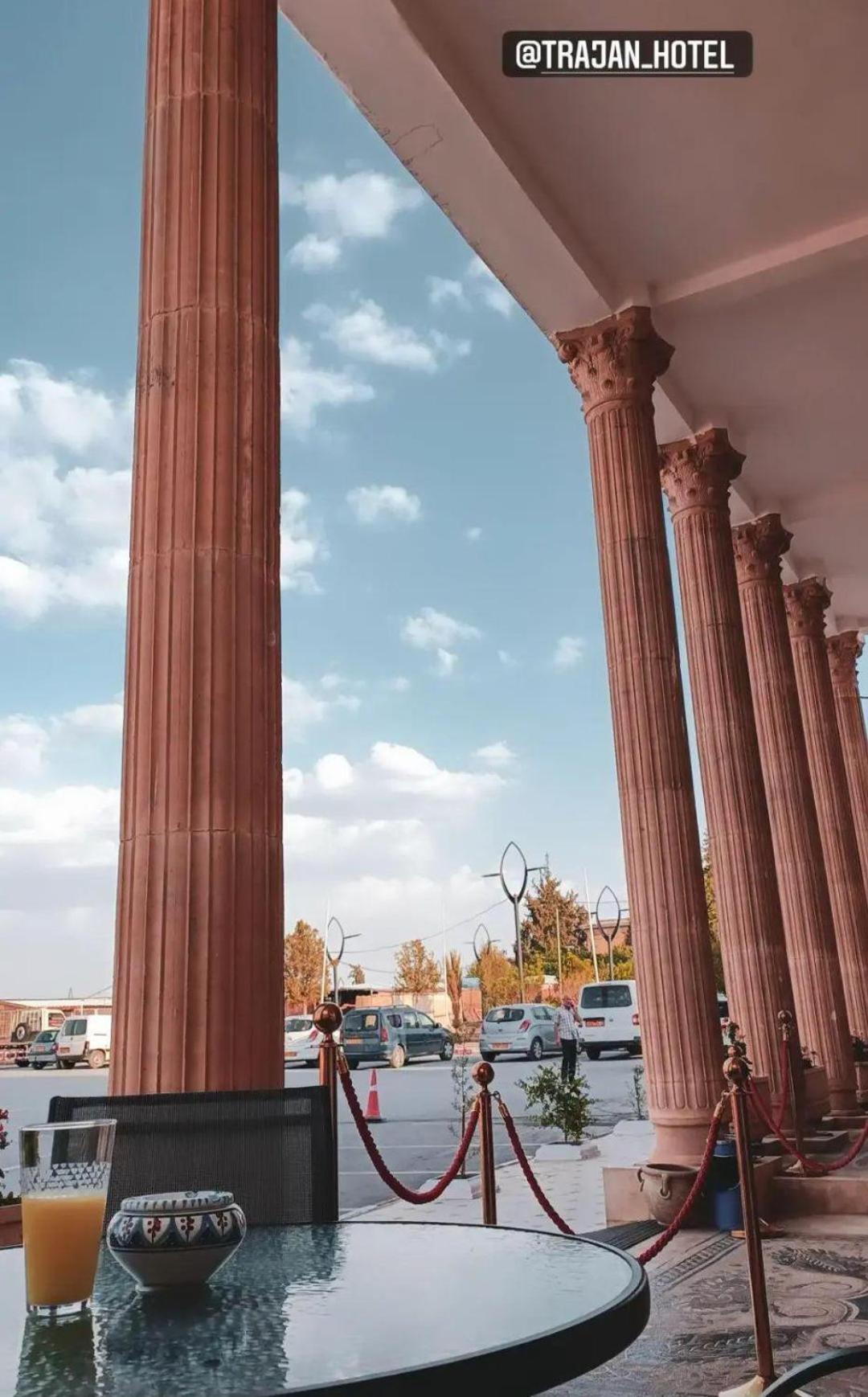 Trajan Hotel Timgad Exterior foto